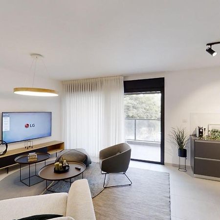 Luxury 3&4 Bedroom New Apartments - Close To The Beach & Bahai Gardens Haifa Exteriér fotografie