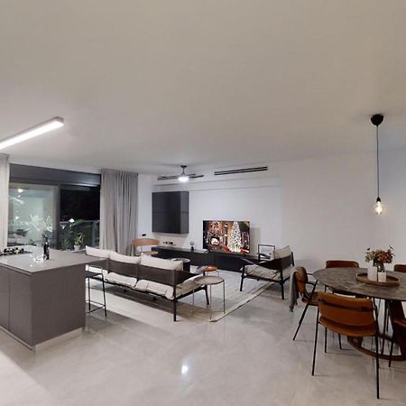 Luxury 3&4 Bedroom New Apartments - Close To The Beach & Bahai Gardens Haifa Exteriér fotografie