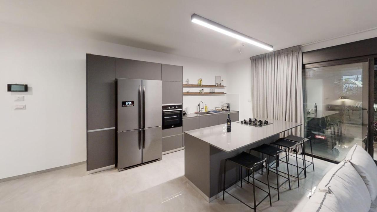 Luxury 3&4 Bedroom New Apartments - Close To The Beach & Bahai Gardens Haifa Exteriér fotografie